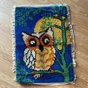 Vintage Owl Print Latch Rug Tapestry